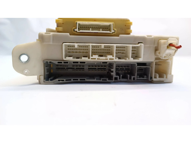 Блок предохранителей 8273030322, 91460W Lexus GS 300 350 430 450H