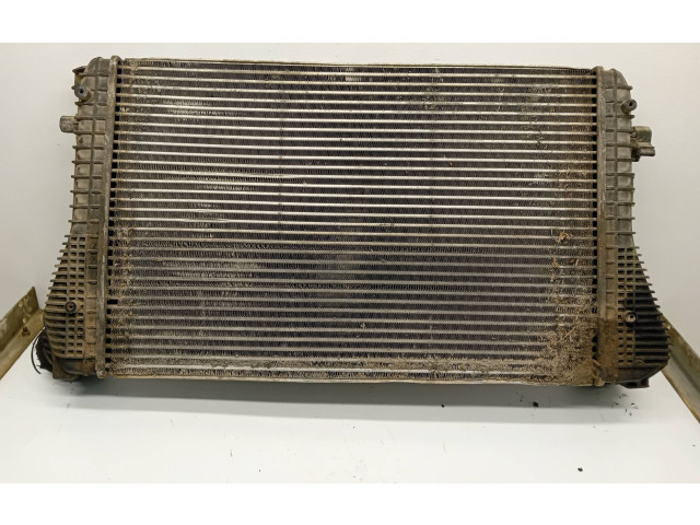 Интеркулер Volkswagen Touran I