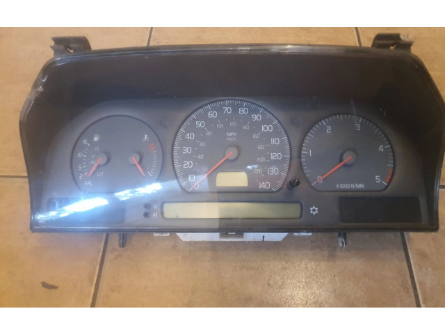Přístrojová deska  Volvo S70  V70  V70 XC 1998 69294010T, 168387  