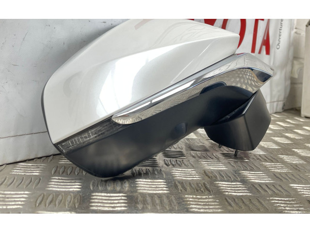 Зеркало электрическое        Lexus NX  2014 - 2021 года   