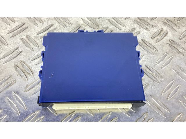 Блок управления 8999076011, 2325006270 Lexus RC