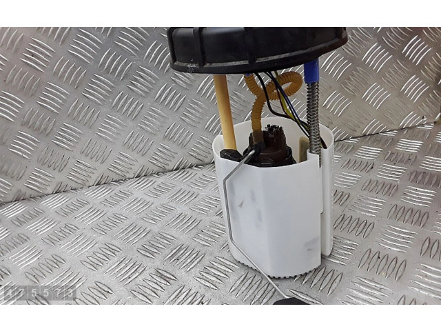 Топливный насос 6r0919051j    Skoda Rapid (NH)   