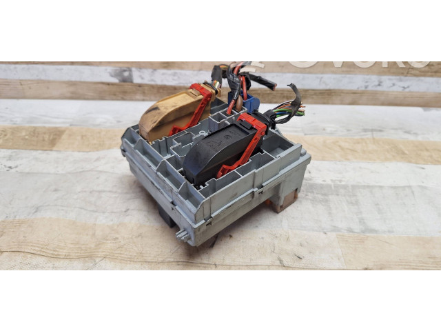 Блок предохранителей 50508214, 57657   Alfa Romeo  159   -  года