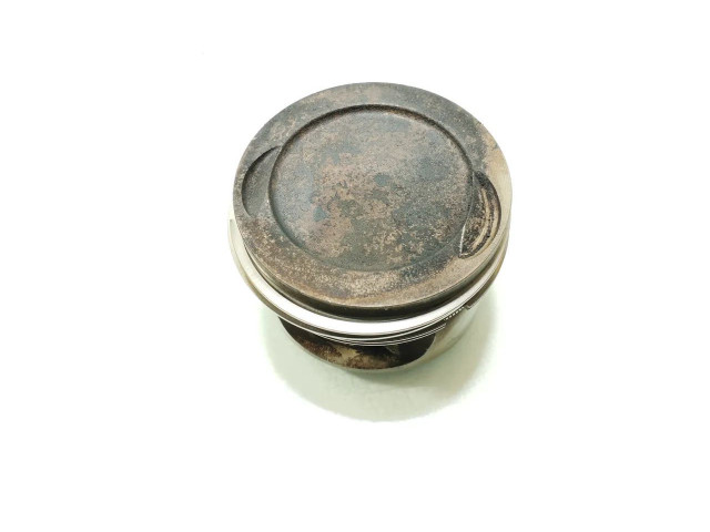  Поршень B 5252 FS   Volvo S70  V70  V70 XC  