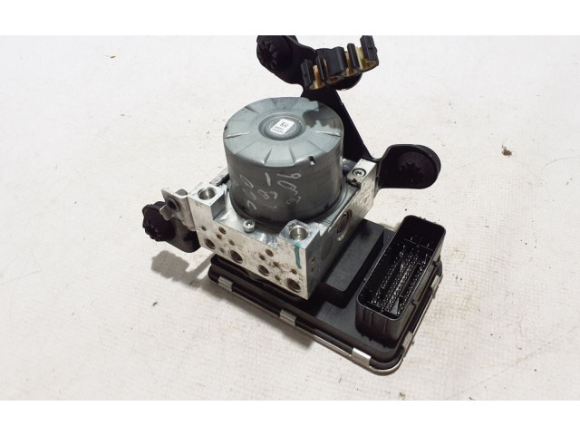 Блок АБС 32214772 Volvo S60 2018 - года