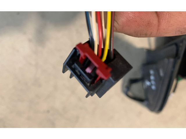 Зеркало электрическое Volkswagen Golf VI 2008 - 2013 года