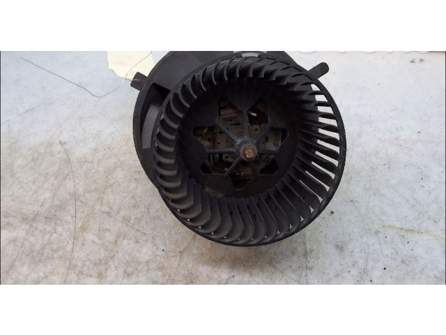 Вентилятор печки       Volkswagen Golf Plus