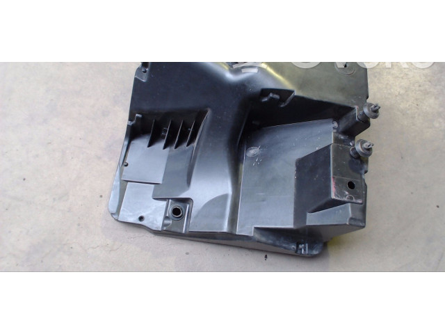   Pojistková skříňka 7H0907296   Volkswagen Multivan T5 2010