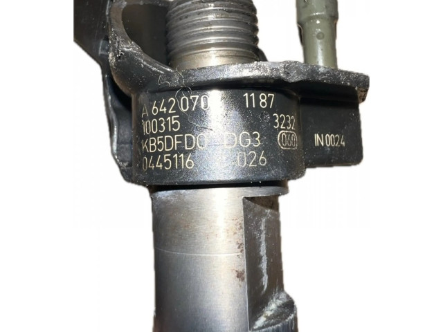 Vstřikovač A6420701187, 0445116026 Mercedes-Benz C W204 pro naftový motor 3.0 OM 642.832