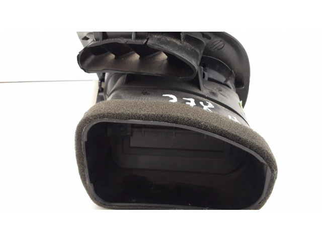 Боковая воздушная решётка