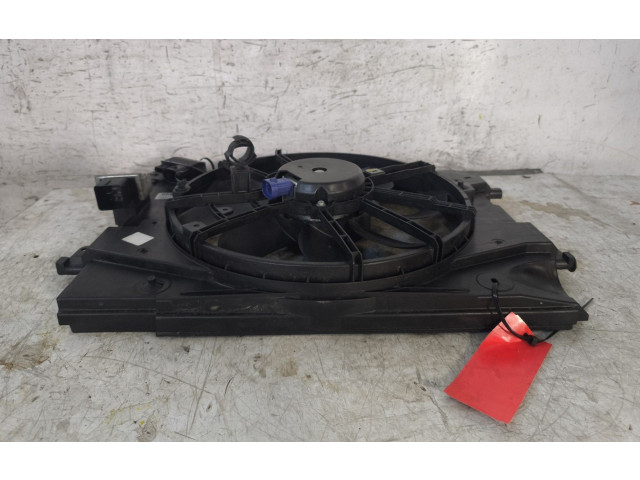 Вентилятор радиатора 214816703R Dacia Sandero