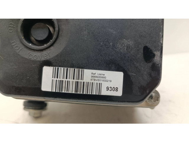 Jednotka ABS 9666930880 Peugeot 3008 I 2010