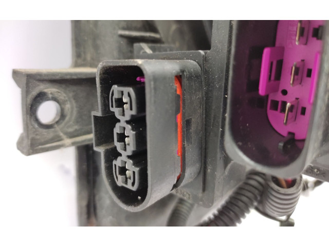 Вентилятор радиатора     1J0121205B    Audi TT Mk1 