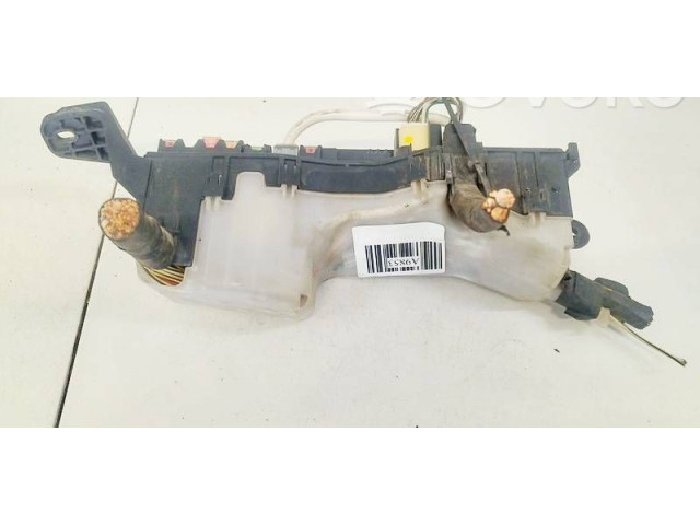 Блок предохранителей Toyota Corolla Verso AR10