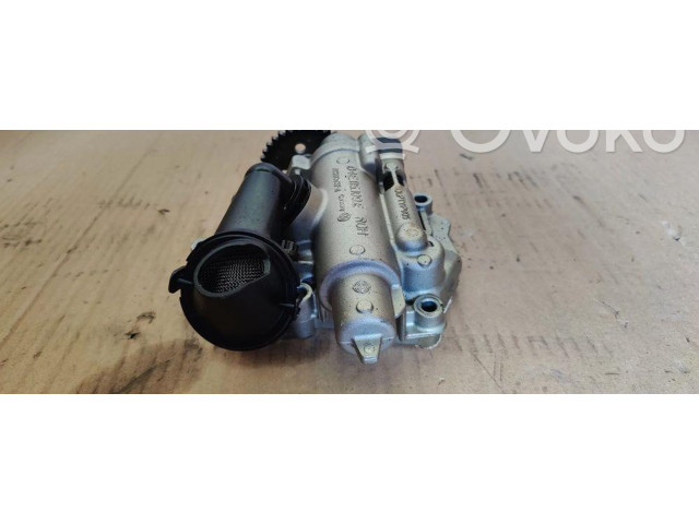 Масляный насос 04E115109E Audi A3 8Y