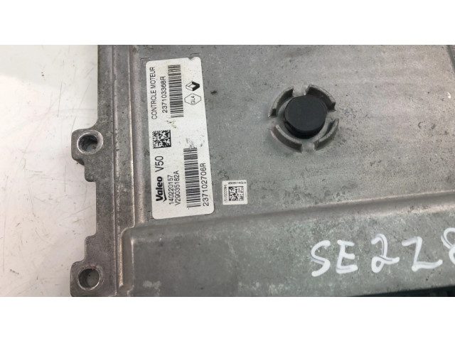 Řídící jednotka 237103368R Renault Captur 2015