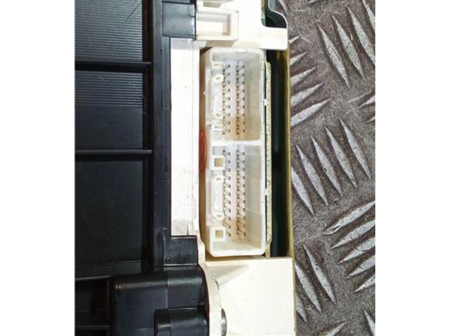 Přístrojová deska Toyota Previa (XR30, XR40) II 2006 838002J011, 2574204291