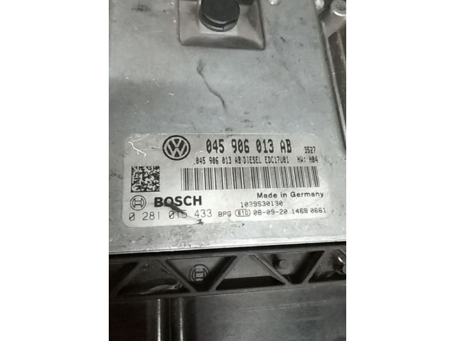 Řídící jednotka 045906013AB, 0281015433 Seat Ibiza IV (6J,6P) 2009