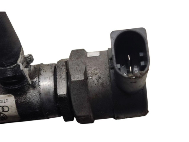 Топливная рампа 03L130089J, 03L089JP0   Skoda Octavia Mk2 (1Z)  