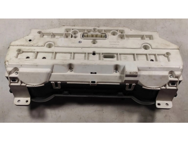 Přístrojová deska Toyota Sienna XL20 II 2005 838000817000