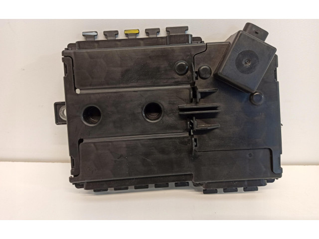 Pojistková skříňka A2055402750 Mercedes-Benz C W205 2018