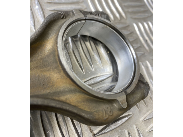 Píst 05EAB, 04EAM   Volkswagen Tiguan     