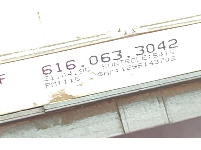 Панель приборов 1H0919860F Volkswagen Golf III