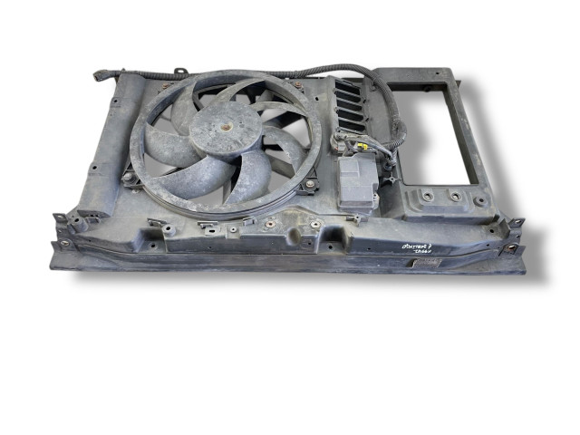 Вентилятор радиатора 9660052780, 9658575680 Citroen Berlingo