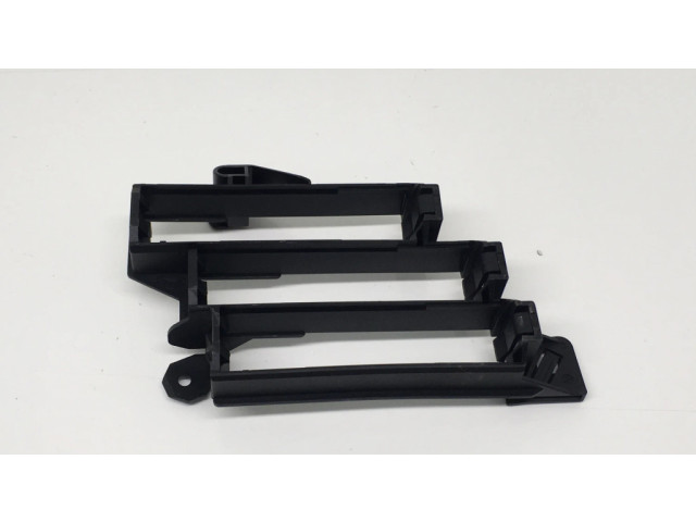 Другая деталь салона