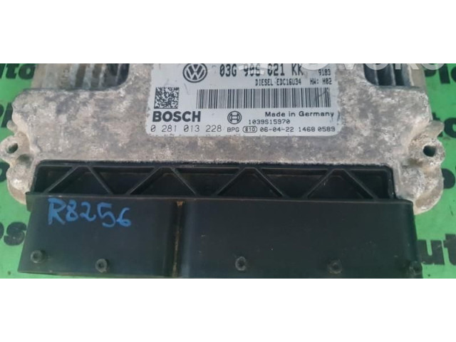 Блок управления двигателем Блок управления 0281013228, 03G906021KK Volkswagen Jetta V