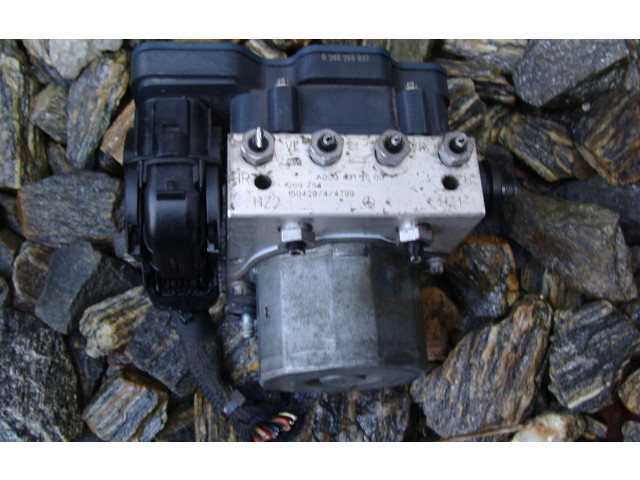 Jednotka ABS A0004312600 Mercedes-Benz GLA W156 2016