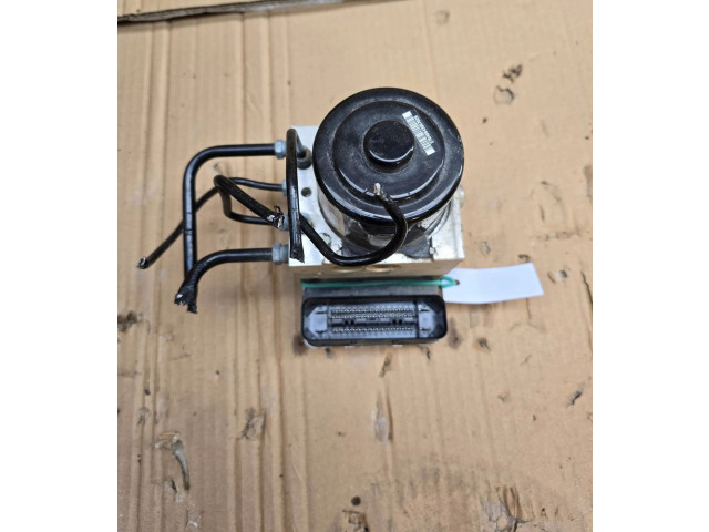 Блок АБС 6852748   BMW  X3 F25  2010 - 2017 года