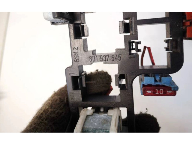 Блок предохранителей 8d1937545 Skoda Superb B5 (3U)