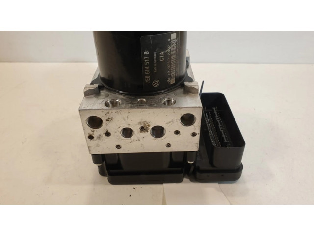 Jednotka ABS 7E0907379F, 7E0614517B   Volkswagen Transporter - Caravelle T5 2008