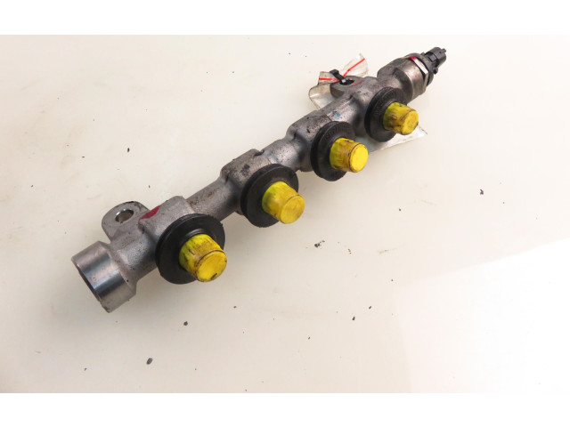 Топливная рампа 8201004395A, 0445216032 Infiniti M для двигателя V9X