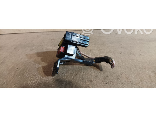 Блок предохранителей Toyota Corolla Verso AR10