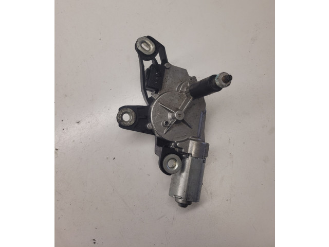 Моторчик заднего дворника 0390201218, 1T0955711D    Volkswagen Touran I