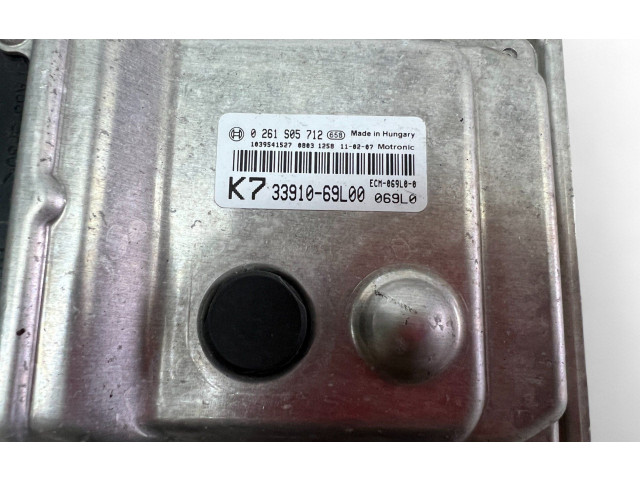 Řídící jednotka 3391069L00, 0261S05712 Suzuki Swift II 2013