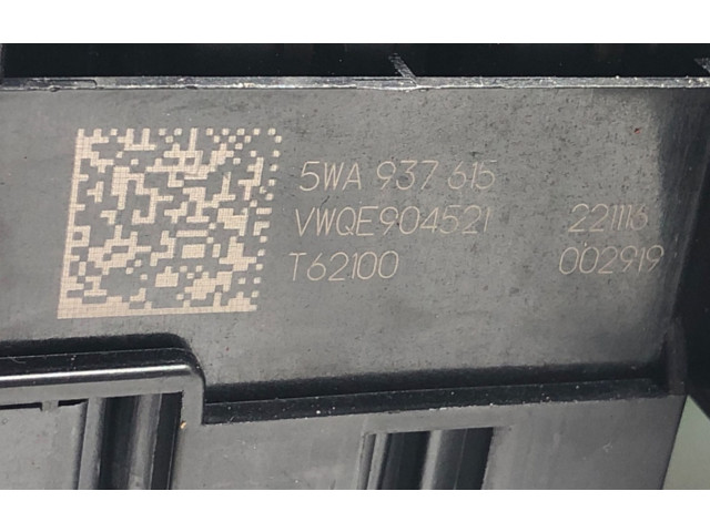 Блок предохранителей 5WA937615 Skoda Octavia Mk4