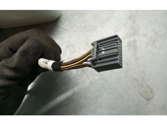 Зеркало электрическое Volvo XC40 - года