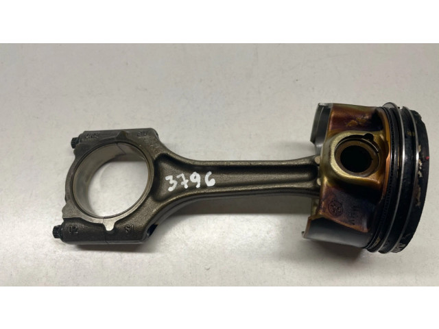 Píst 06H198401D, 06H107065DM   Audi Q5 SQ5  pro benzínový motor 2.0 CPM CPMA