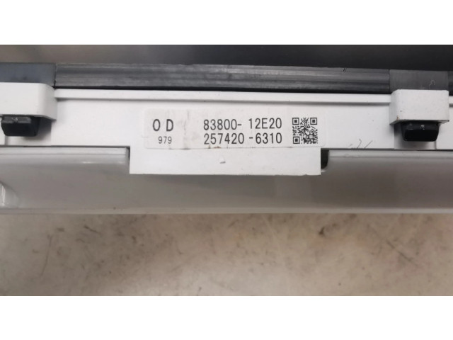 Přístrojová deska Toyota Corolla E120 E130 2005 8380012E20, 2574206310