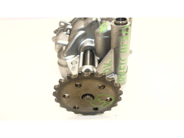 Масляный насос  M9R M9RV710 EURO6 BLUE DCI 150006988R  Renault Trafic III (X82) 