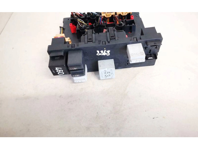 Блок предохранителей 1k0937049n Skoda Octavia Mk2 (1Z)