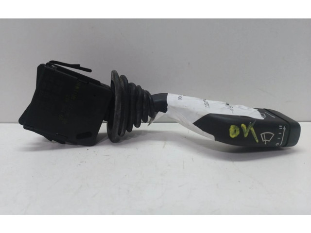 Ручка стеклоочистителей 09185417 Opel Combo C