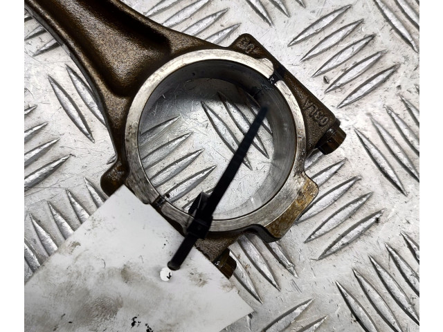 Поршень DCXA 04L107065D, 03L105401A Skoda Superb B8 (3V)