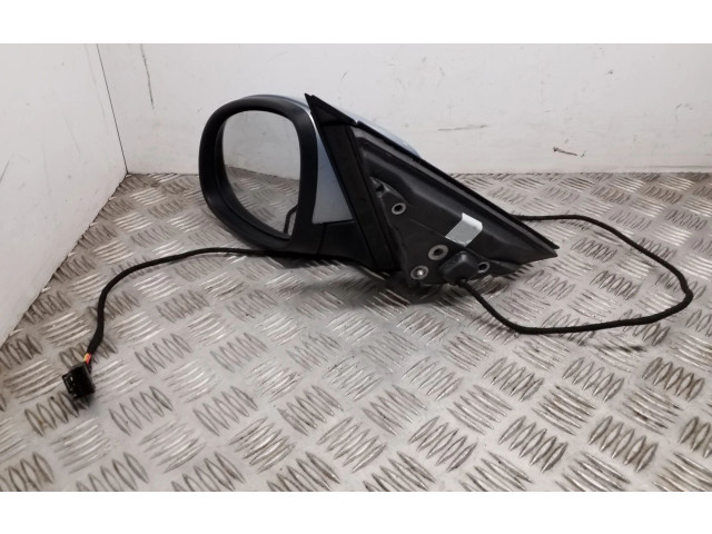 Зеркало электрическое Skoda Yeti (5L) 2009 - 2017 года