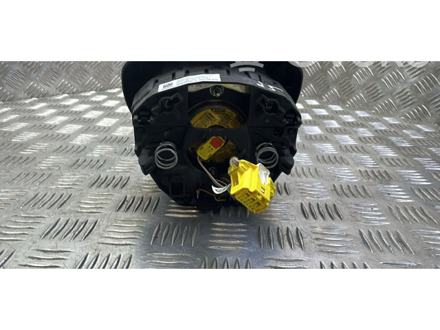 Подушка безопасности водителя 3T0880201F Skoda Octavia Mk3 (5E)