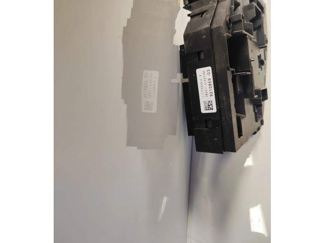 Блок предохранителей 921085903, 117033454 BMW X3 F25