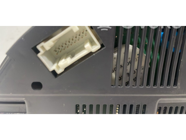 Панель приборов    Mercedes-Benz A W169       